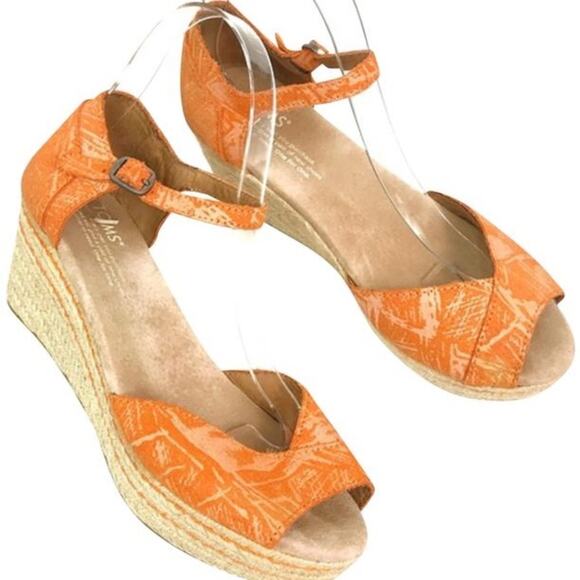 Toms sandals Women size 5.5 Orange Tan Wedge platform Espadrilles EUC - Picture 1 of 10
